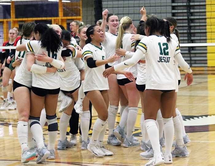 a Jesuit Oregon City 6A Oregon volleyball final November 4 2023 Dan Brood 33